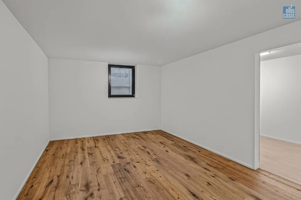 Neue 4,5-Zimmer-Terrassenwohnung mit grosszügigen Nebenräumen! – photo 7 sur 17