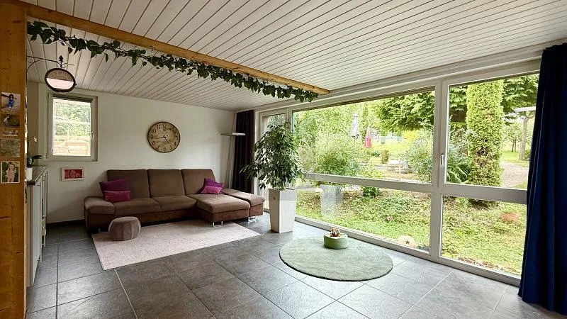 WOHNEN WIE IM EIGENEN HAUS - MIT VIEL LICHT & GARTEN – photo 3 sur 6
