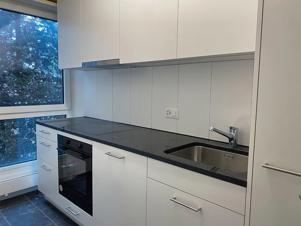 Schöne 2.5 Zimmer Wohnung an guter Lage – Foto 2 von 7