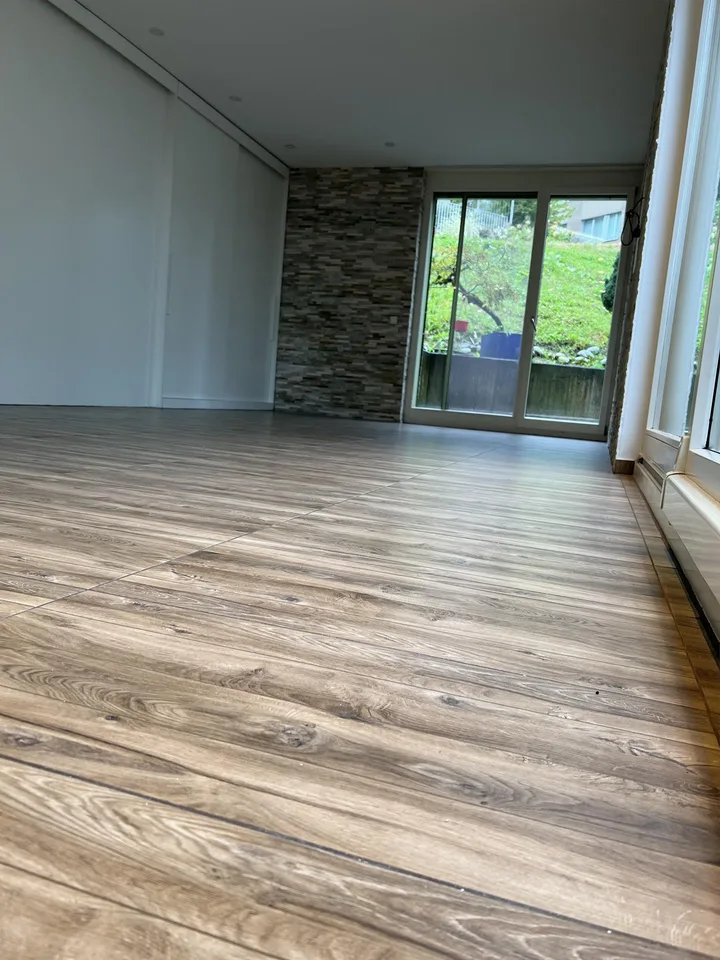 Freistehendes 5.5-Zimmer-Einfamilienhaus mit Seesicht & 3 Parkplätzen – Foto 24 von 31