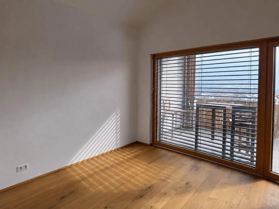 Modern apartment in a green area – photo 2 of 6