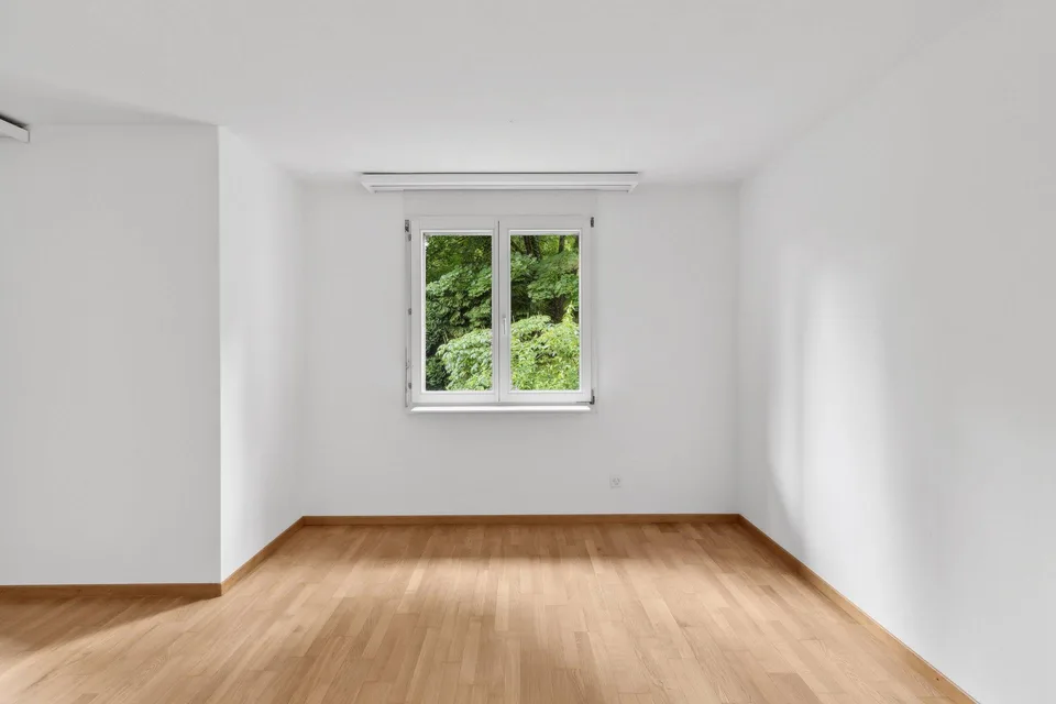 Spacious 3.5-room apartment in a green area – photo 3 of 9