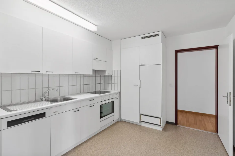 Spacious 3.5-room apartment in a green area – photo 6 of 9