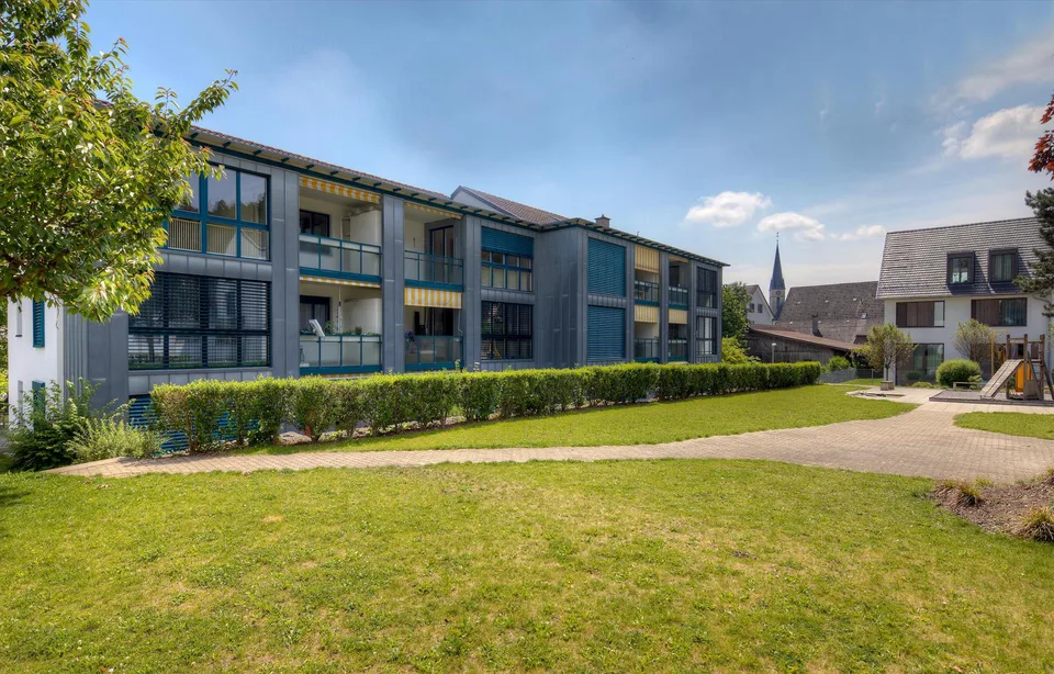 Bright, modern living guaranteed! – photo 2 of 10