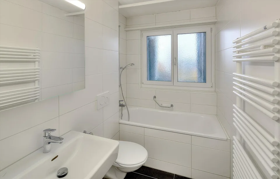 Bright, modern living guaranteed! – photo 5 of 10