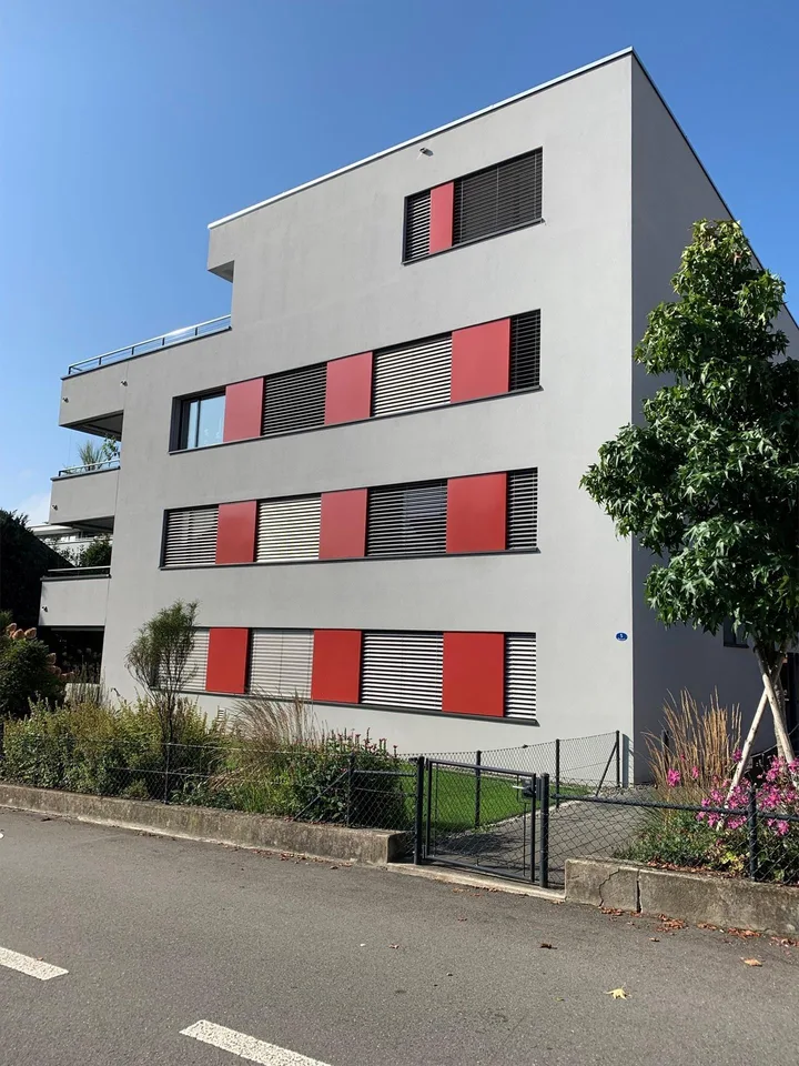 Ruhige, moderne und zentral gelegene helle Wohnung – Foto 2 von 15