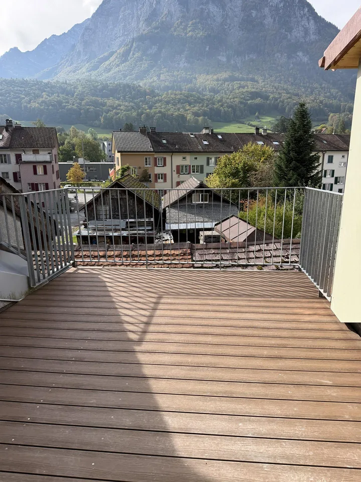 Charmantes 5.5-Zimmer-Reihenhaus in Ennenda – photo 17 of 18