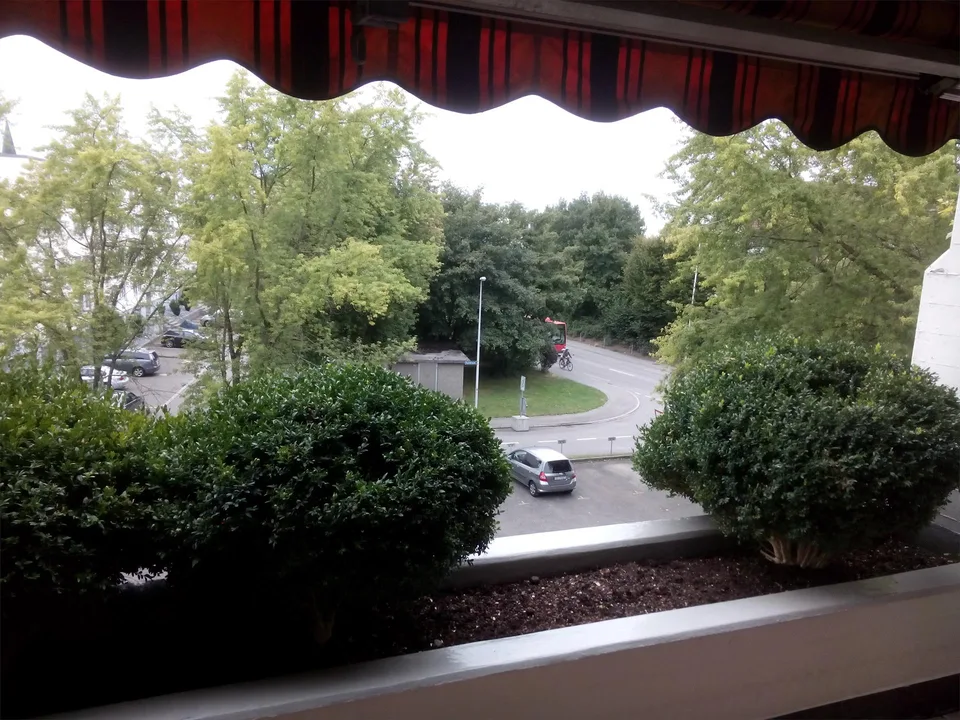 In der pulsiernden Einkaufsregion Kreuzlingen-Ost 5 min vom See 4,5Zi – Foto 18 von 25