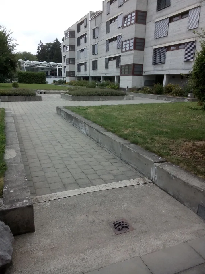 In der pulsiernden Einkaufsregion Kreuzlingen-Ost 5 min vom See 4,5Zi – Foto 24 von 25