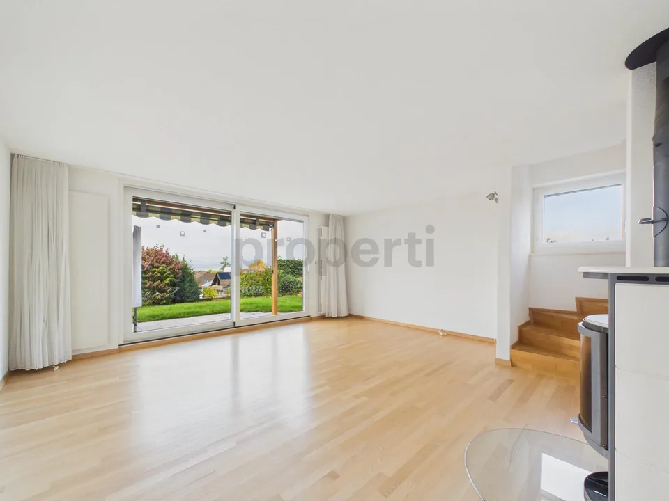 Dreamy view, private balcony & generous space offer in the canton of Zug! – photo 4 of 17