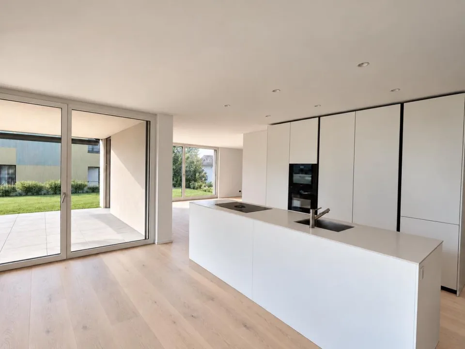 Exclusive 3.5-room garden apartment with spacious 100 m² private garden – photo 2 of 8