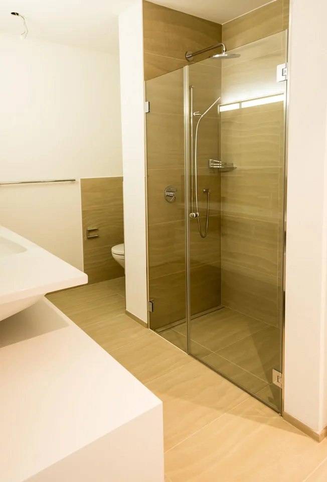 Moderne 2.5-Zimmerwohnung in Zug – Foto 4 von 9