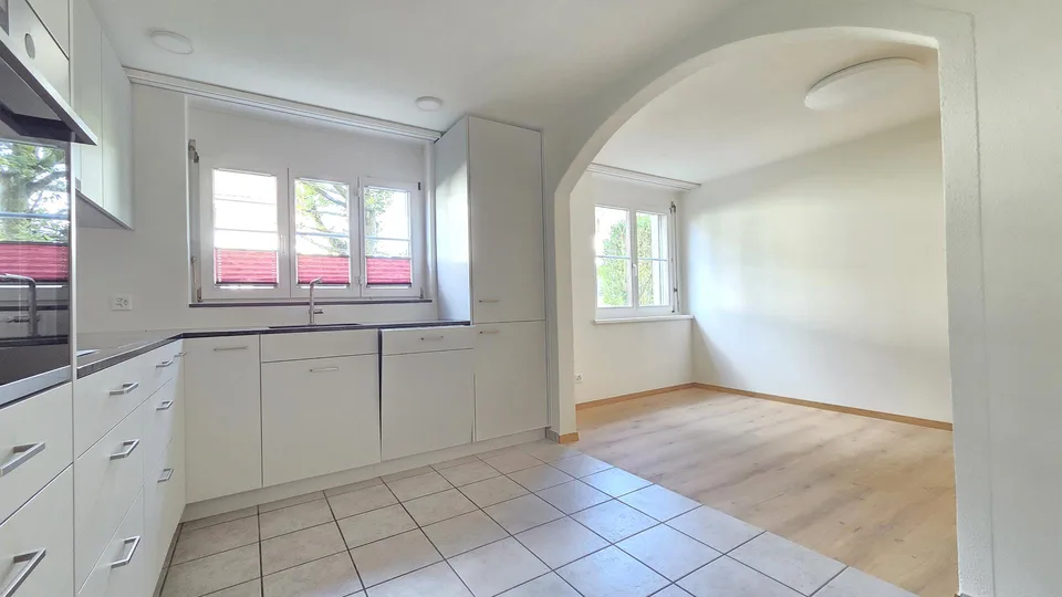 Renovierte Gartenwohnung mit Cheminée – photo 2 sur 12