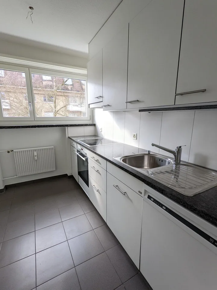 Schöne, ruhige 3,5-Zimmer-Wohnung in Reinach – Foto 3 von 12