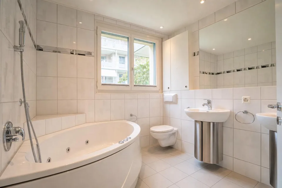 4.5 Zimmerwohnung in Hergiswil NW – Foto 6 von 7