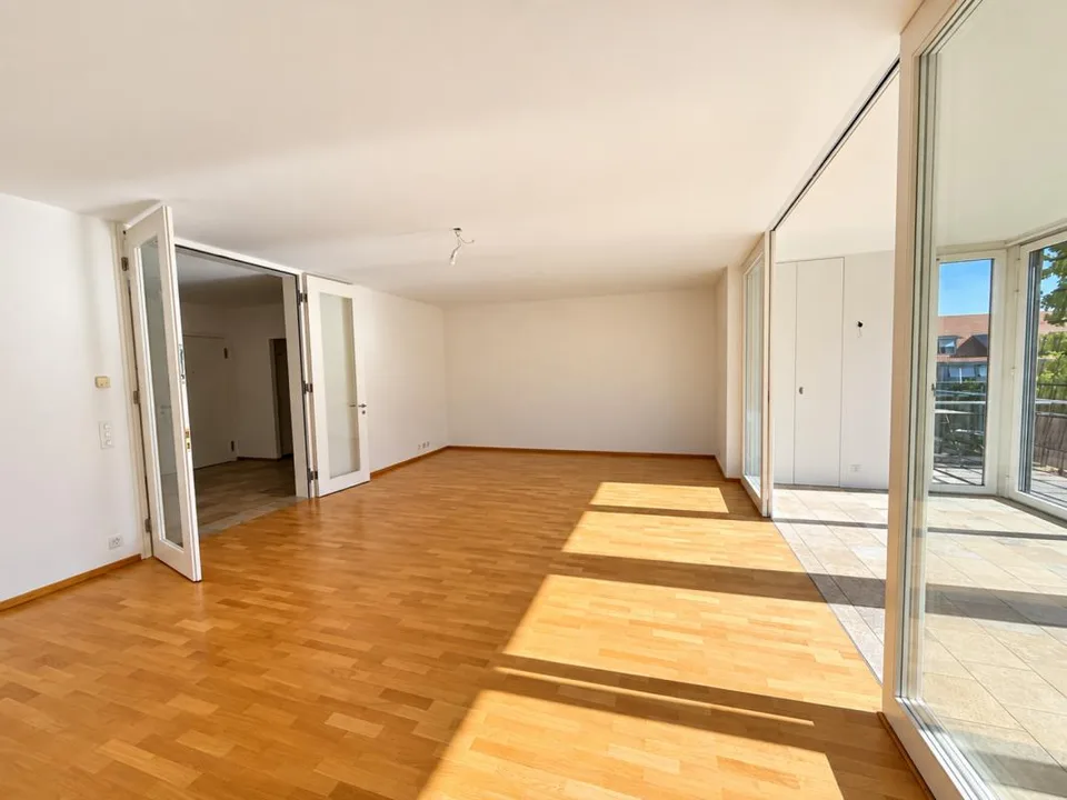 Grosszügige 4.5-Zi.-Maisonette-Wohnung mit Hobbyraum – Foto 4 von 12
