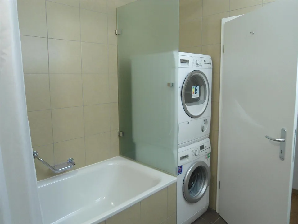 Schönes 5-Zimmer-Apartment, sonnig und ruhig – Foto 6 von 9