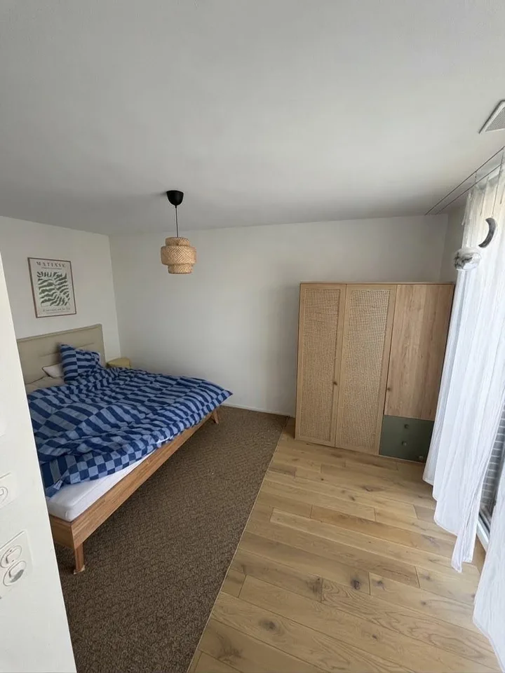 Moderne 4½-Zimmer-Wohnung mit grosser Loggia in Adliswil – Nachmieter – Foto 4 von 10