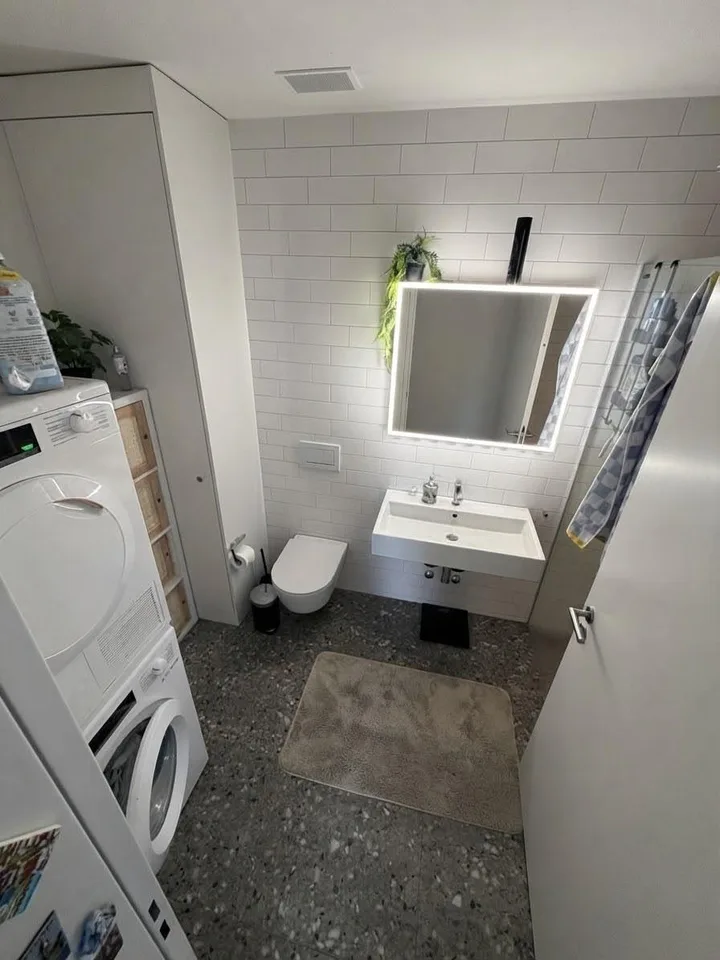 Moderne 4½-Zimmer-Wohnung mit grosser Loggia in Adliswil – Nachmieter – Foto 9 von 10
