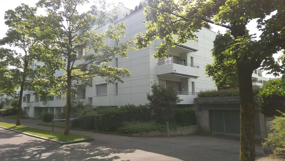 5½-Zimmerwohnung an zentraler und kinderfreundlicher Wohnlage – Foto 2 von 12