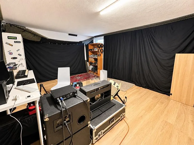 ULTIMO PIANO LUMINOSO CON STUDIO PRIVATO – foto 5 di 6