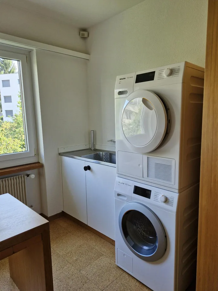 Seltene Gelegenheit - 8.0 Zimmerwohnung in Wallisellen – Foto 7 von 13