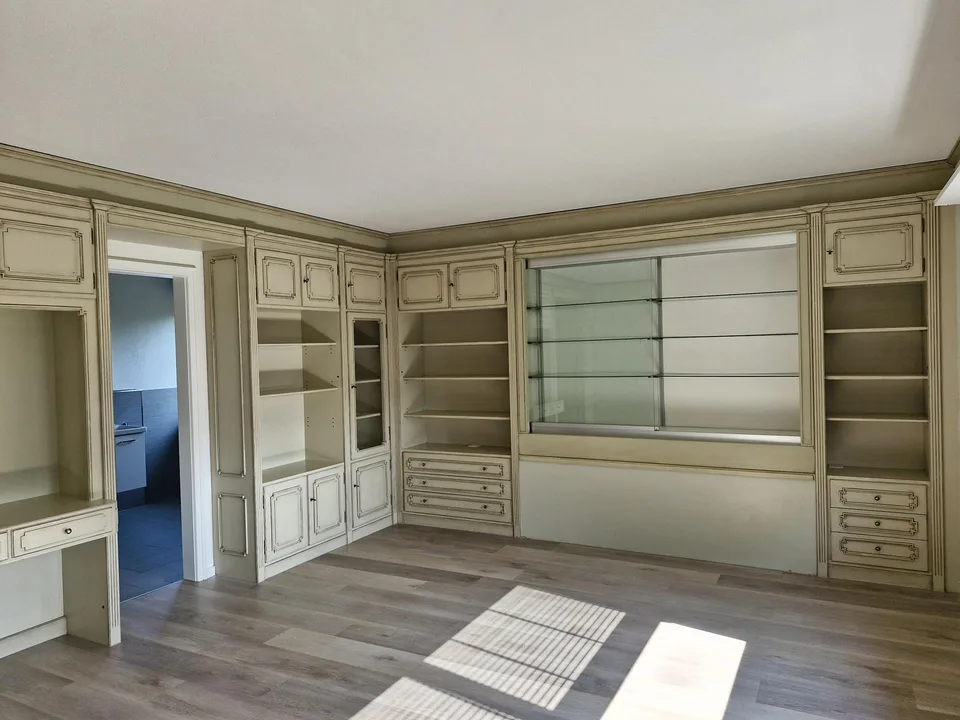 Seltene Gelegenheit - 8.0 Zimmerwohnung in Wallisellen – Foto 4 von 13