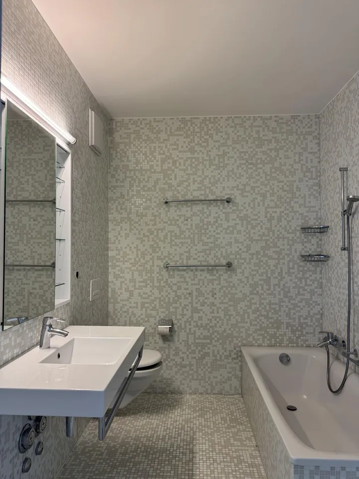 Helle und moderne 4.5 Zimmerwohnung im Naturschutzgebiet – Foto 12 von 13