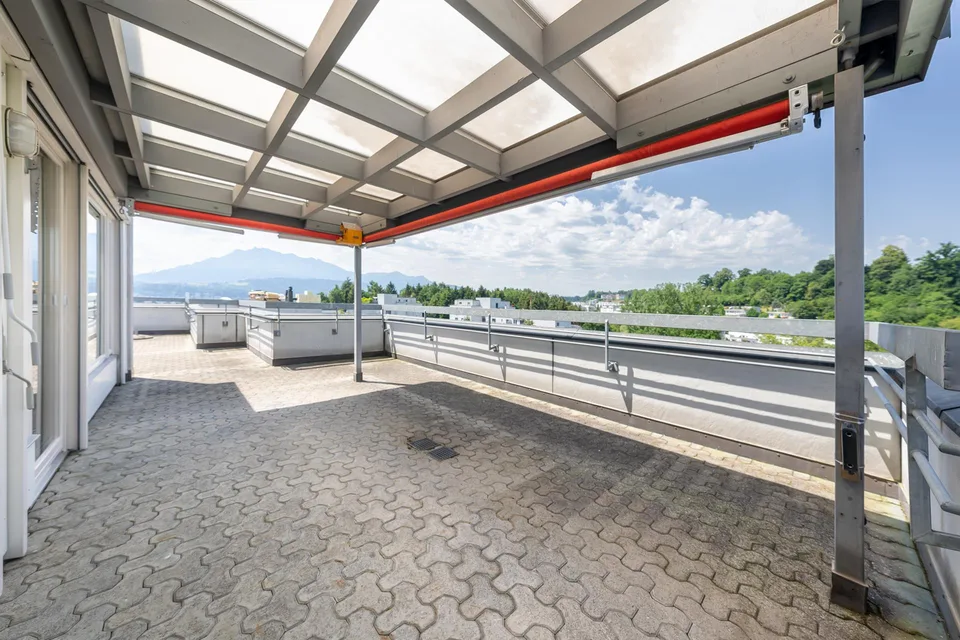 Attraktive 5½ Zi. Maisonette-Attika-Wohnung mit traumhafter Weitsicht! – Foto 19 von 21
