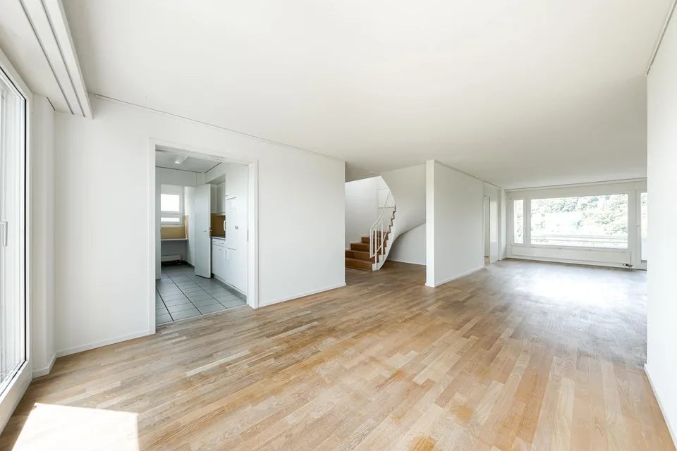 Attraktive 5½ Zi. Maisonette-Attika-Wohnung mit traumhafter Weitsicht! – Foto 4 von 21