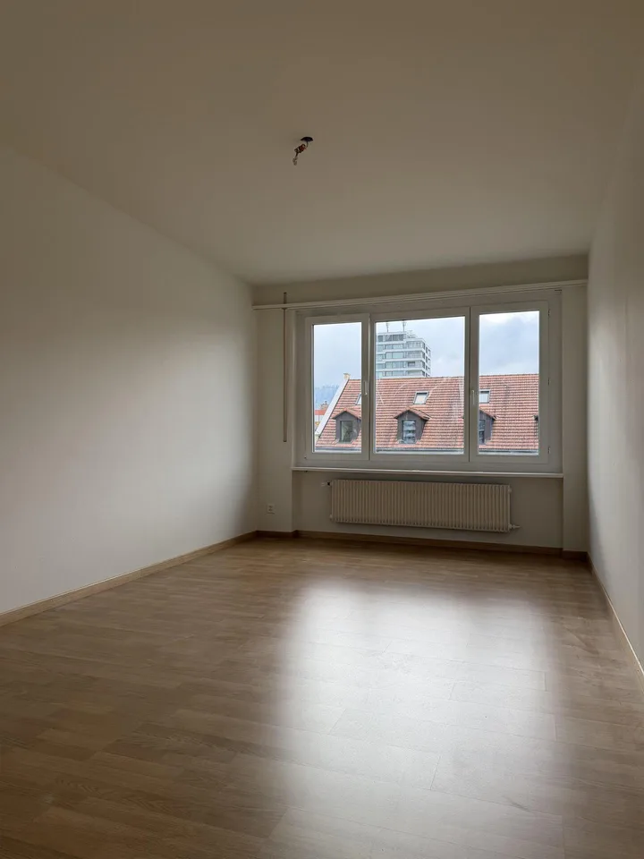 Erstbezug nach Sanierung: 4.5-Zimmer-Wohnung an zentraler Lage in Zug – Foto 8 von 10