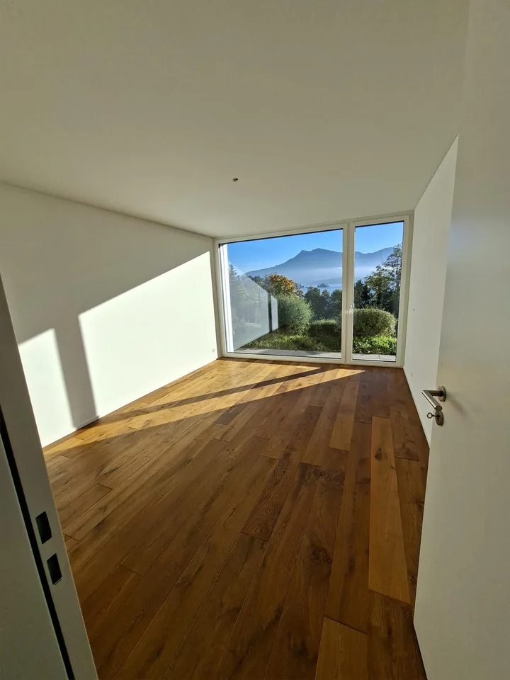 Exclusives modernes Wohnen mit See- und Bergsicht in St. Niklausen – Foto 14 von 19