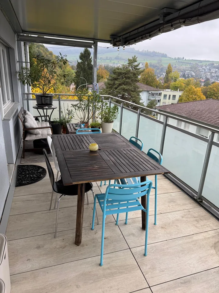 4-Zimmer-Wohnung, helle und gemütliche Wohnung in Kriens – Foto 3 von 10