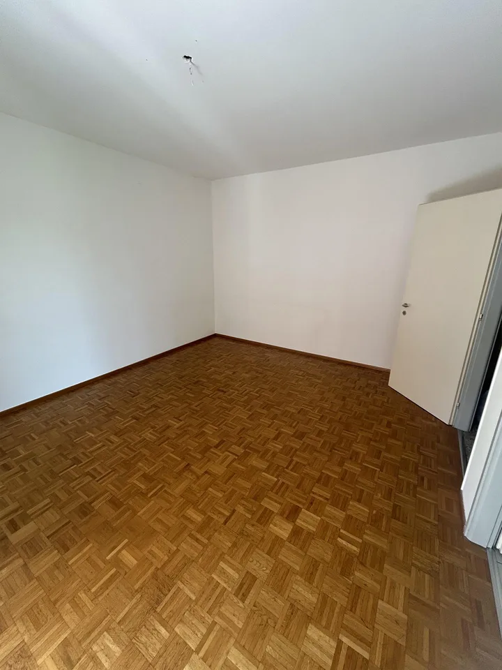 Affitasi un bello appartamento in zona strategica – Foto 4 von 10