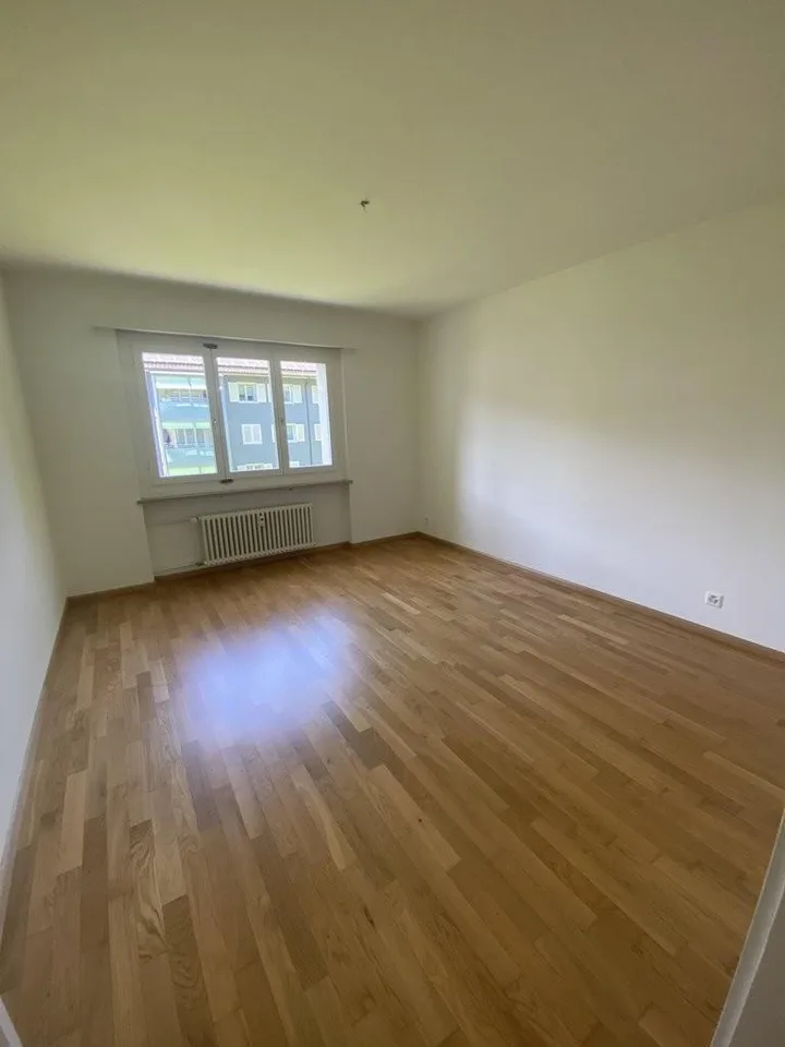 Renovated 3.5-room apartment with seating area in 2021 – photo 7 of 8