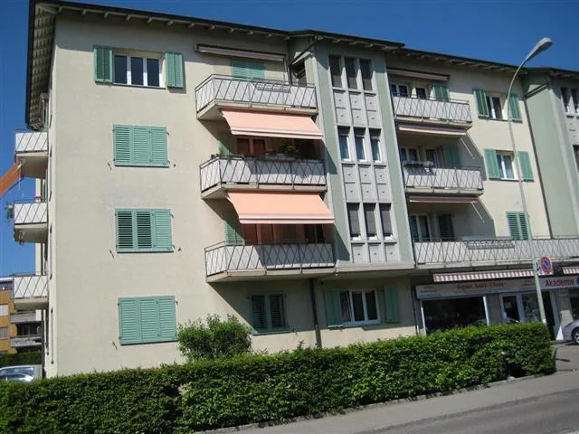 3 Zimmer Wohnung in Glattbrugg – Foto 2 von 5