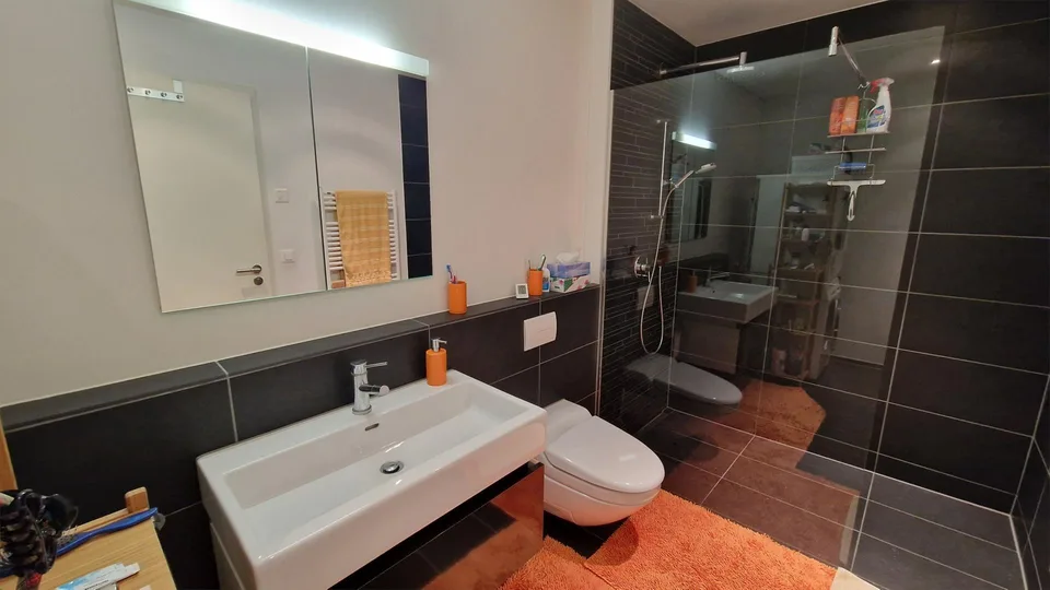 Hergiswil, Attraktive 2.5-Zimmer-Erdgeschosswohnung – Foto 3 von 8