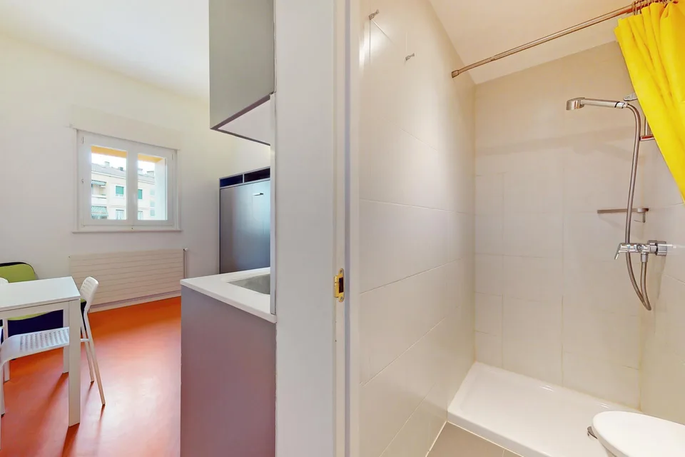 Un studio meublé - Bon TL CHF 300.00 offert ! – Foto 2 von 8