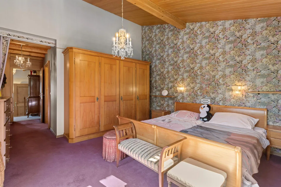 Grosszügiges Haus mit Einliegerwohnung – Foto 9 von 15
