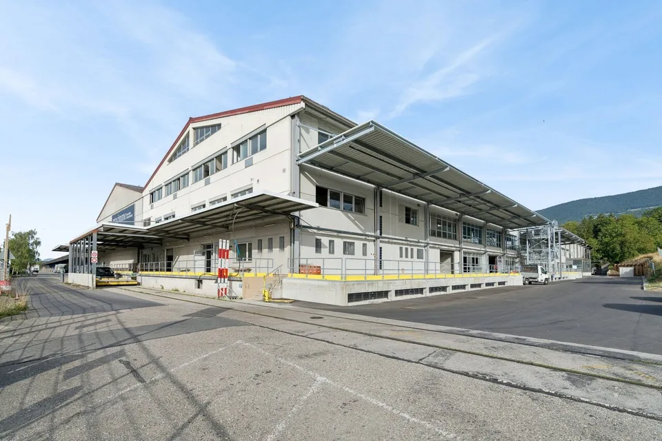 Dépôt de 1000 m² à louer - Onnens – photo 17 sur 17