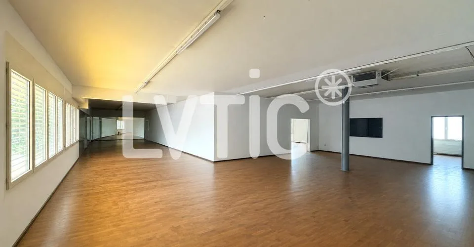 Locaux, bureaux, atelier de 336 m2 à louer à Villeneuve – Foto 10 von 14