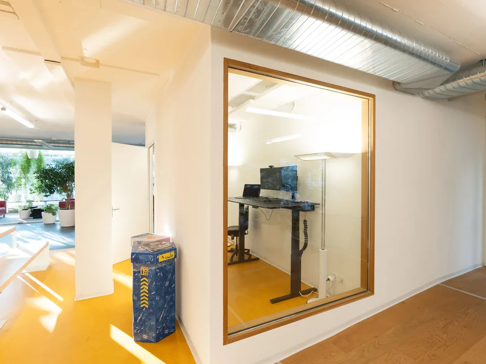 Office – photo 14 of 30
