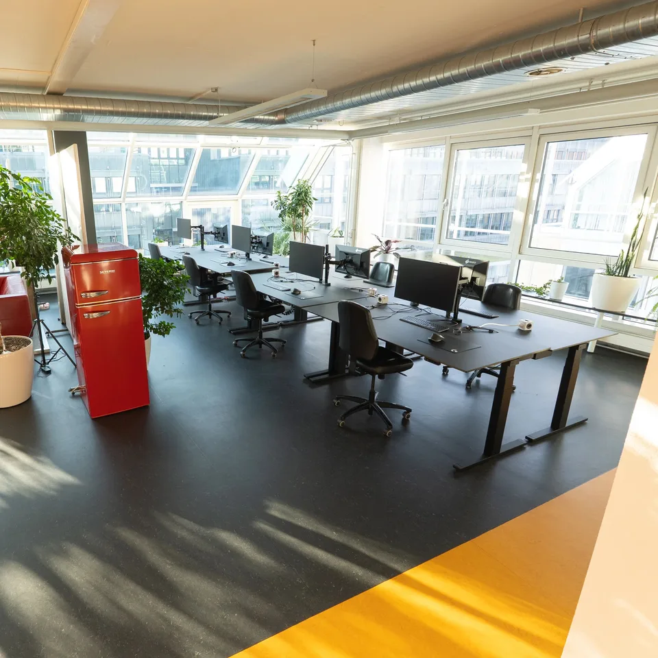 Office – photo 20 of 30