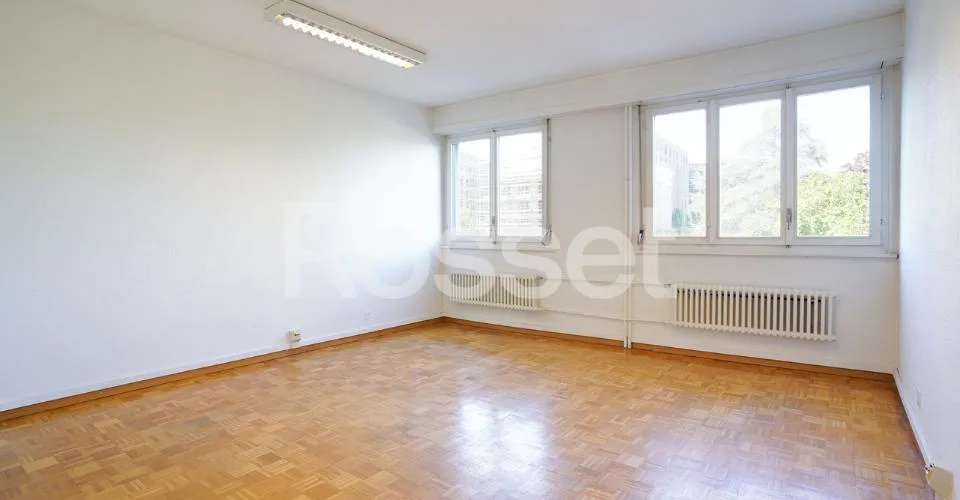 Bureaux d'environ 108 m² au 1er étage – photo 9 sur 11