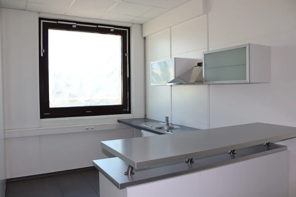 ZI ZIMEYSA - Satigny - Bureaux de 400 m2 – foto 5 di 14