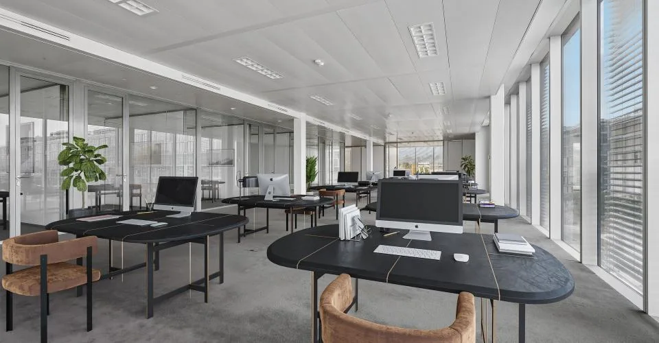 Ein moderner Raum von 450 m² im Herzen von Plan-les-Ouates – Foto 15 von 21