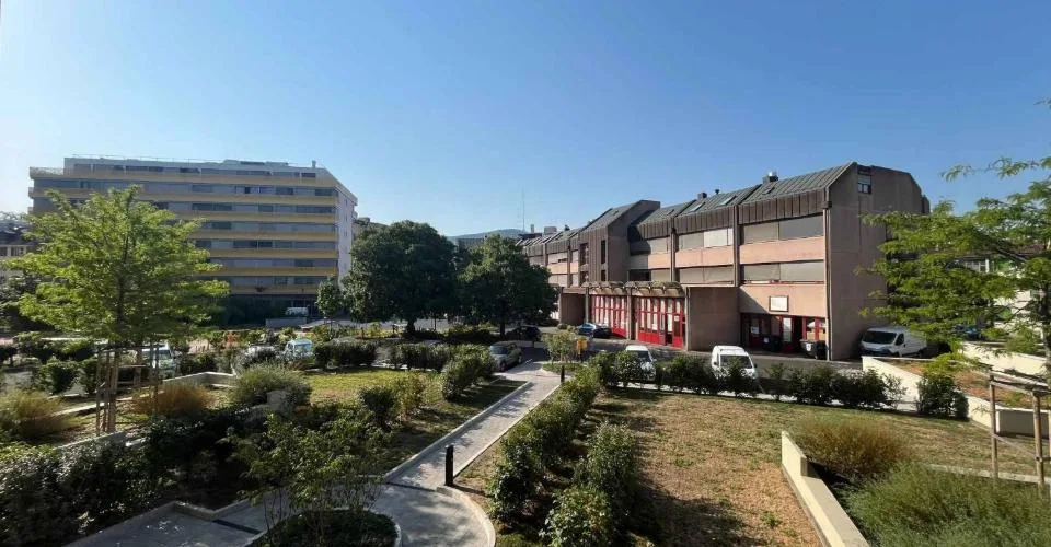 Bureaux 186m2 - Gare de Chêne-Bourg – photo 11 sur 24
