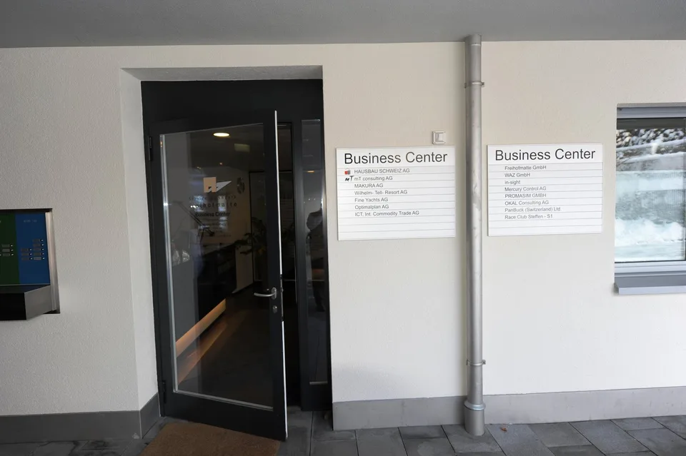Büroraum im klimatisierten Businesscenter im hotelartigen Umfeld – Foto 18 von 30