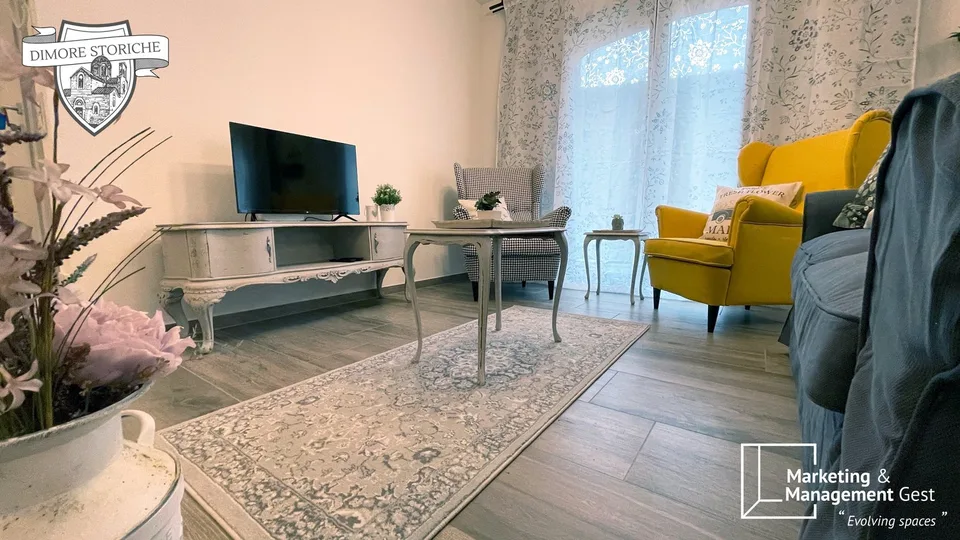 APPARTEMENT MEUBLÉ 3.5 PIÈCES DE GRAND CHARME, RECHERCHÉ, SILENCIEUX
