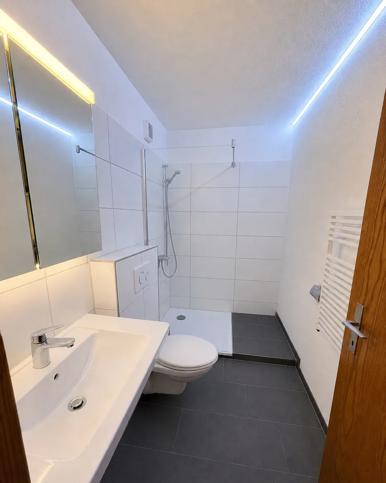 Grosszügige 5.5-Zimmerwohnung mit Cheminée und grossem Südbalkon – Foto 4 von 26